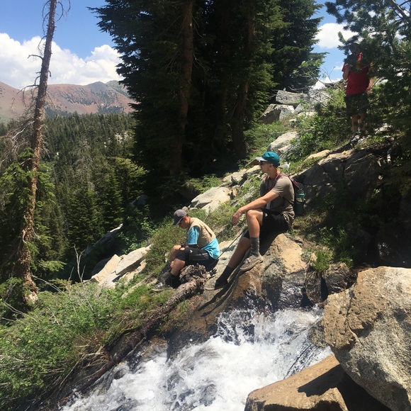 🗣🗣Please, enjoy my closet🗣🗣 - Picture 2 of 7